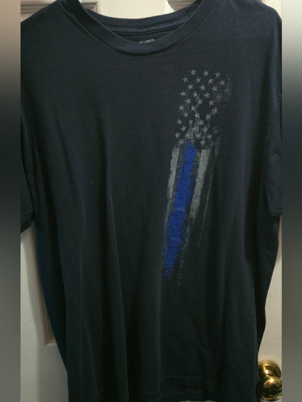 Grunt Style Blue Line Flag Men's Graphic T-Shirt
